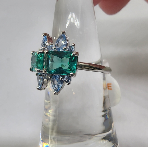 Feeling Alive - Picture 2 of 6